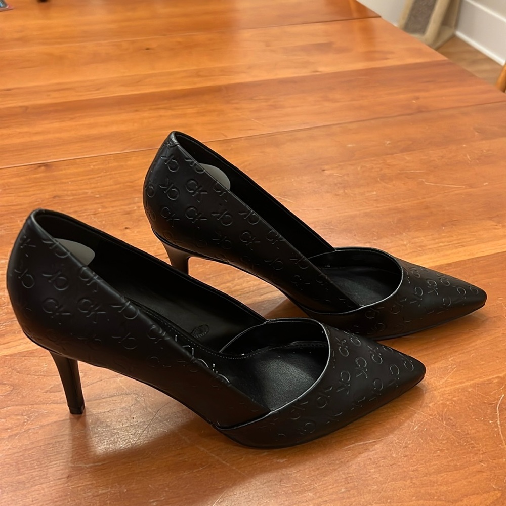 Calvin Klein heels 👠